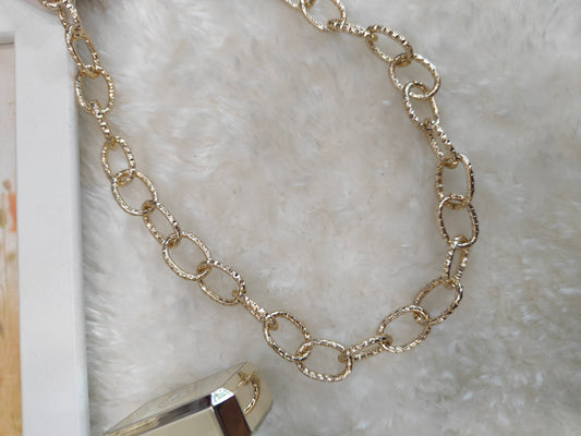 Golden Exquisite Neck Chain